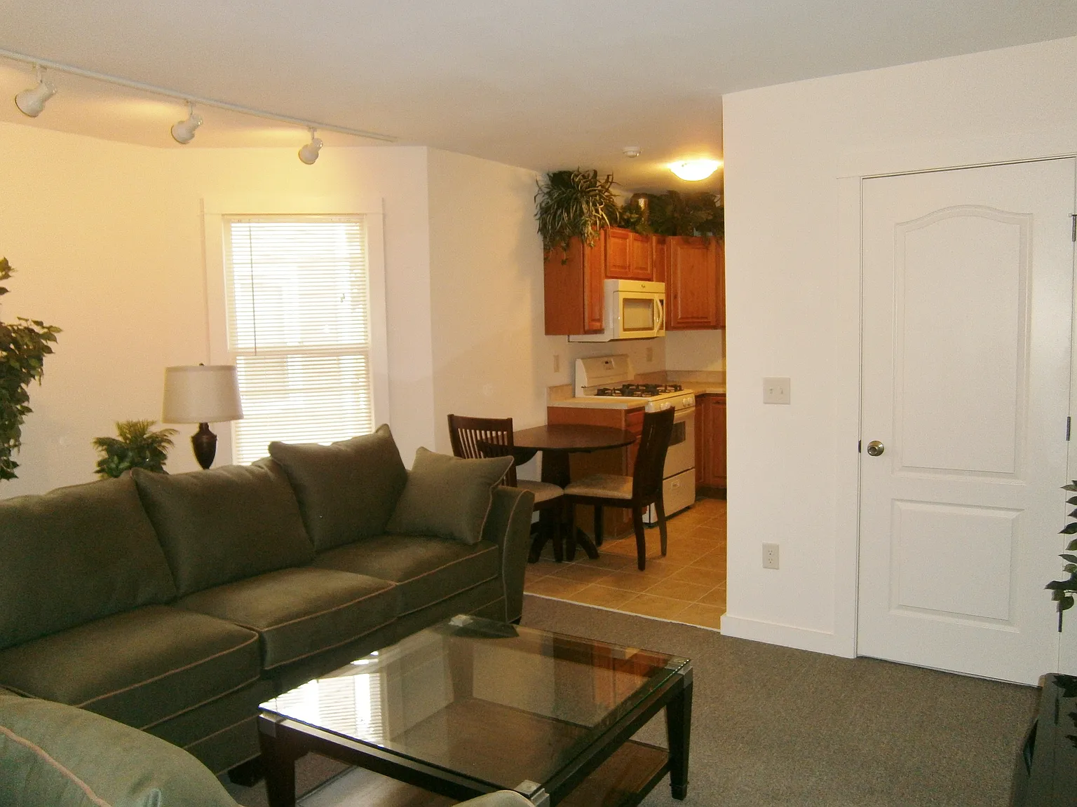 103 Highland Place - 2 — Photo 3