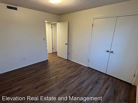 4th image of 2311 W Persimmon St APT 8