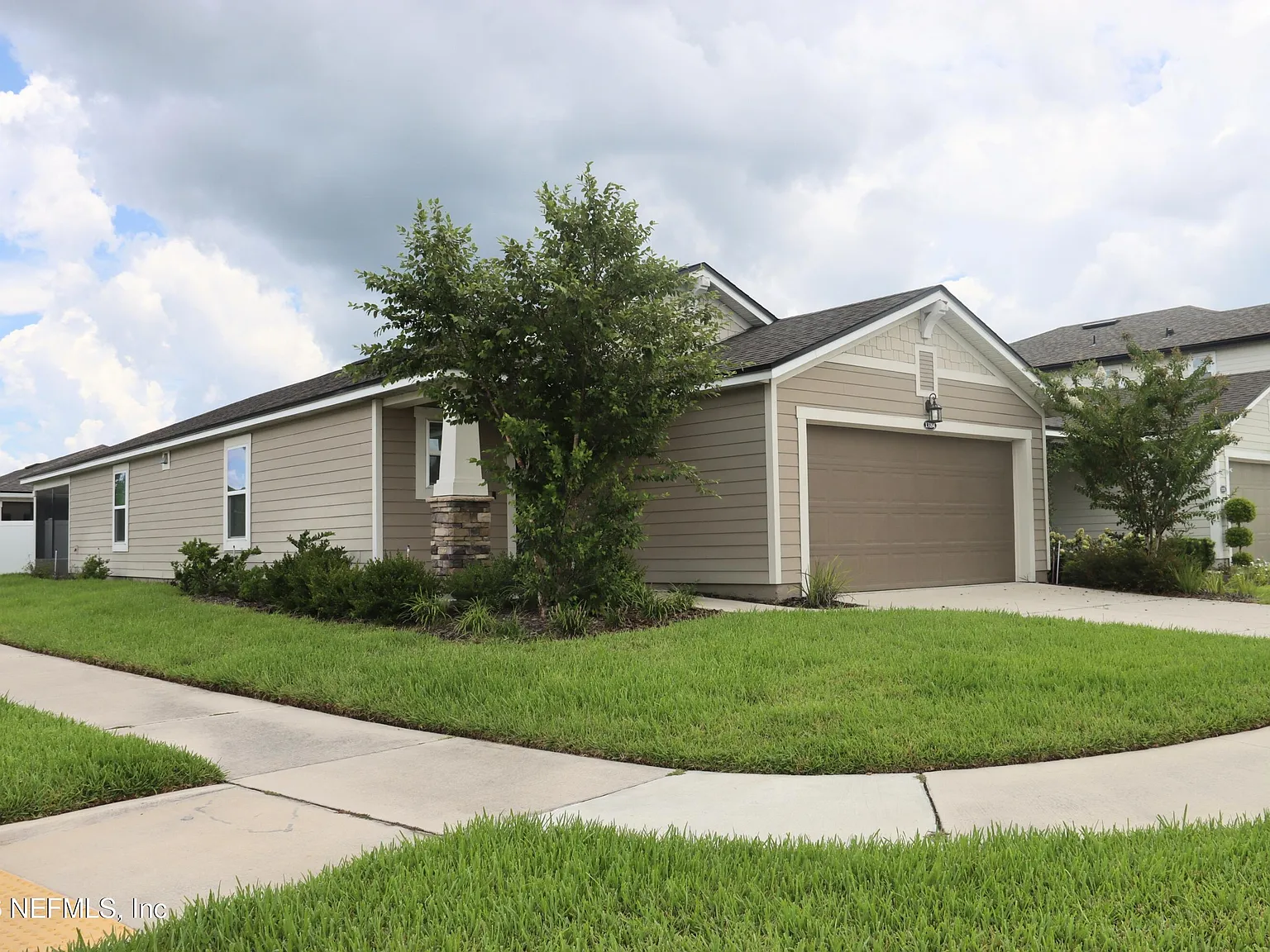 3 bed, 2.0 bath, 1650 sqft, $2,500 — Photo 3