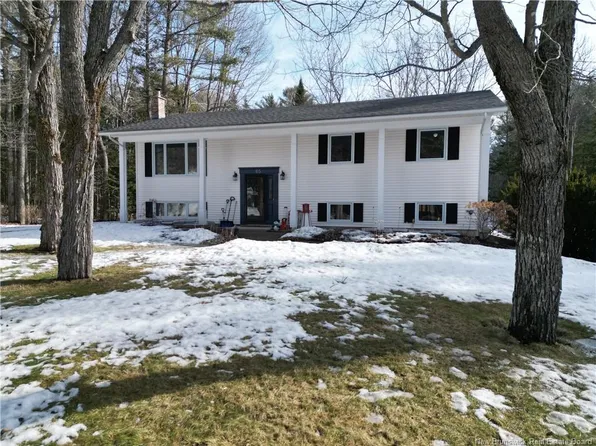 65 Milky Way Dr, Hanwell, NB E3C 1M7