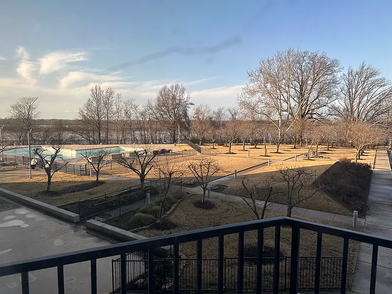 655 Riverside Dr #205B — Photo 24
