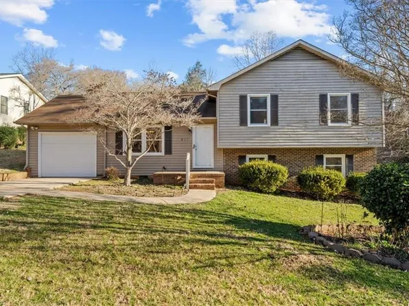 617 Winnetka Ct, Asheboro, NC 27203