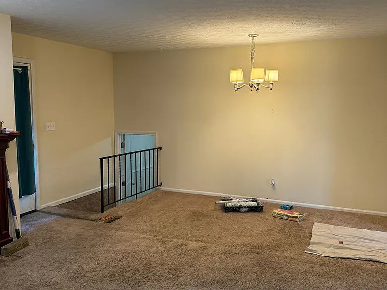 4129 Crest Manor Dr — Photo 11