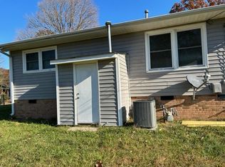 4020 Menfreya Ct, Winston Salem, NC 27106