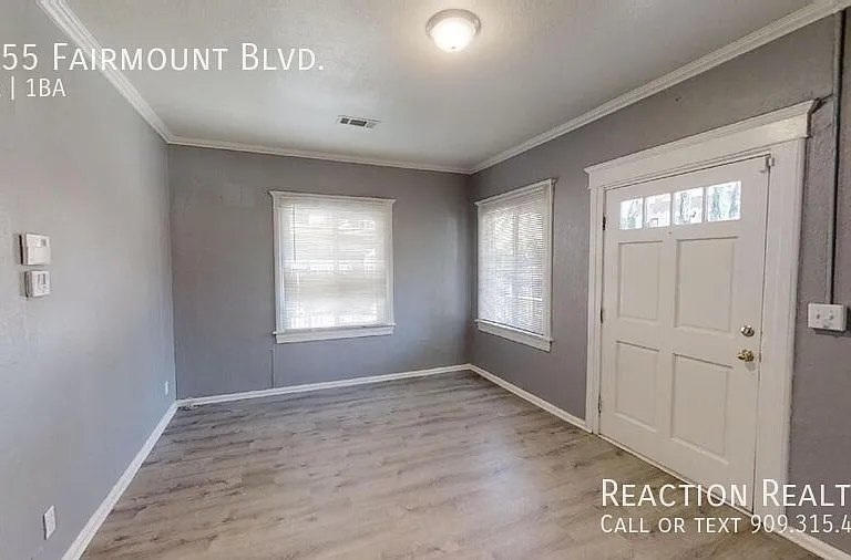3455 Fairmount Blvd — Photo 3