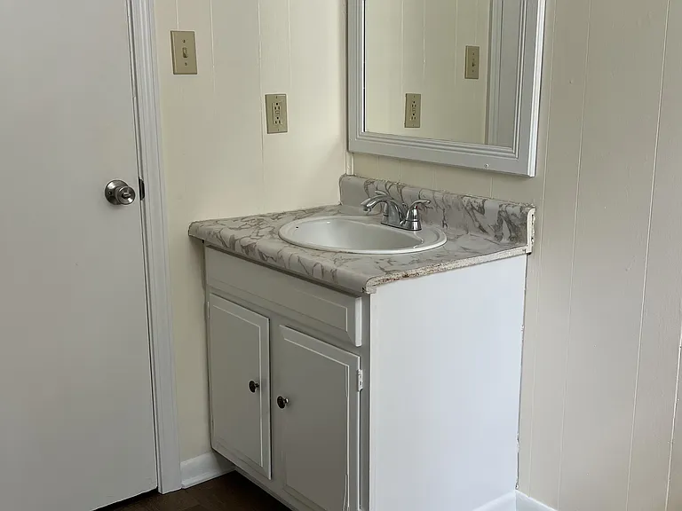 216 Wedgewood St #1 — Photo 2