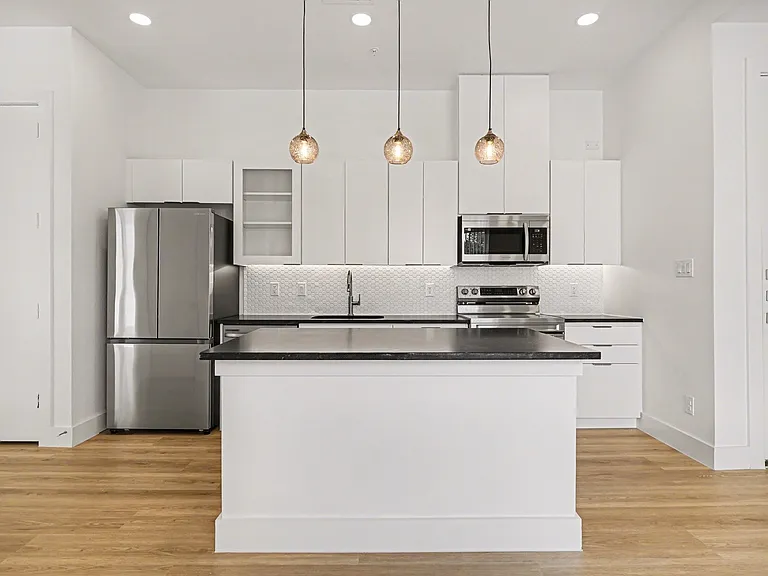 2217 N Fitzhugh Ave #206 — Photo 17