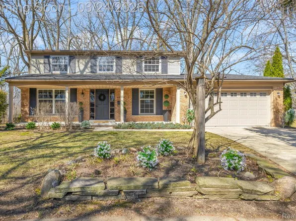 35034 Munger St, Livonia, MI 48154