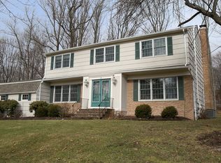 16 Deer Chase Rd, Morristown, NJ 07960