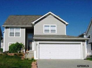 4560 Meredith Ave, Omaha, NE 68104