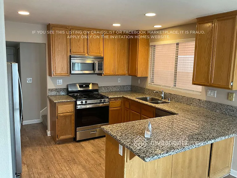 1729 Splinter Rock Way — Photo 4