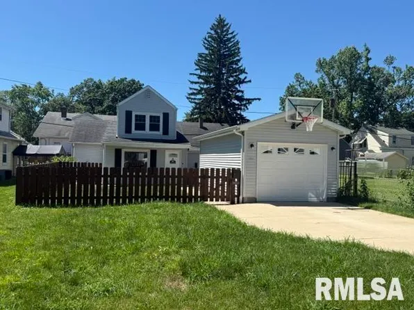 2512 W Laura Ave, West Peoria, IL 61604