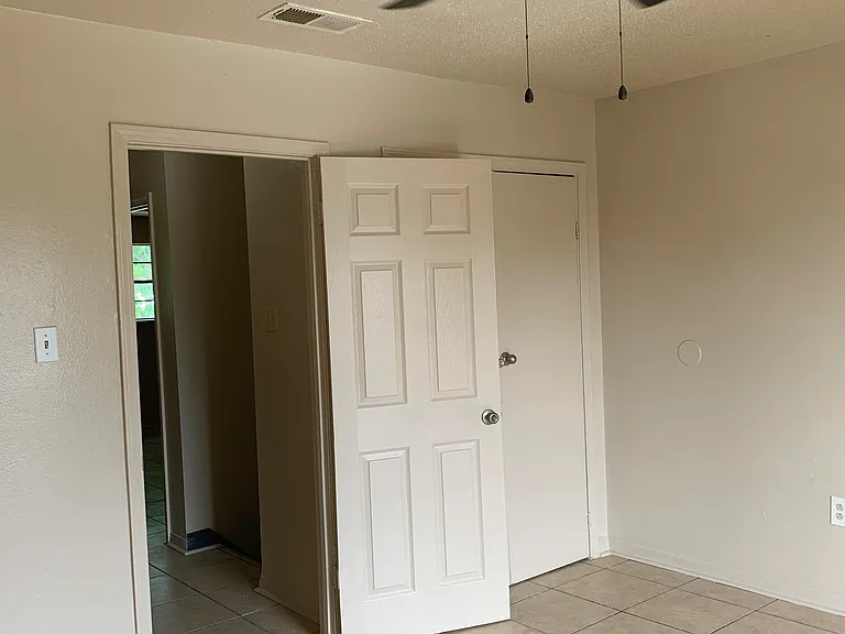 7836 Sail St — Photo 6