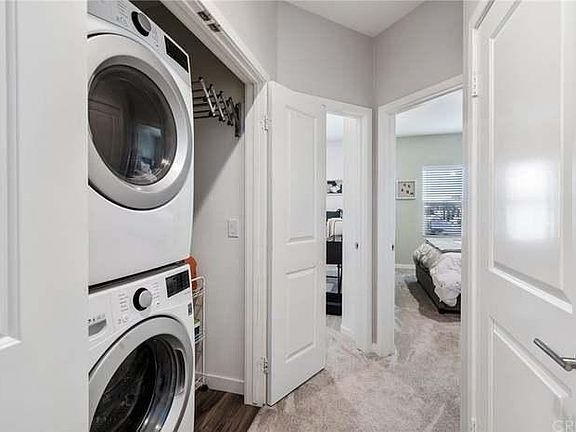 4th image of 318 Marshall Dr #2
