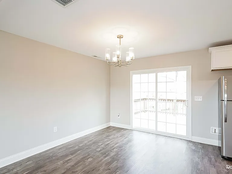 102 Sage Dr — Photo 6