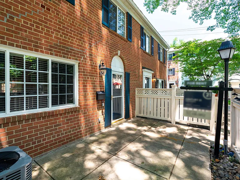 1171 N Van Dorn St — Photo 3