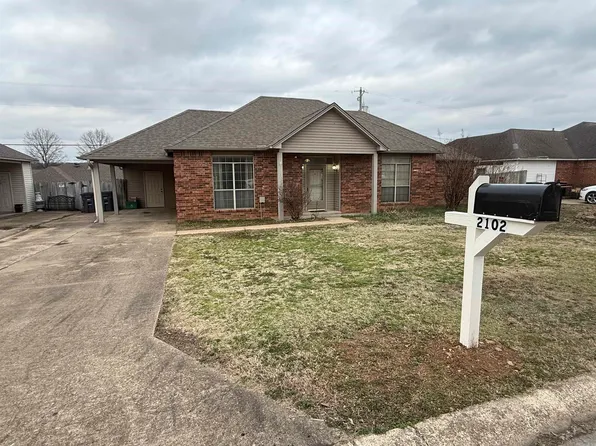 2102 Jonathan Ln, Searcy, AR 72143