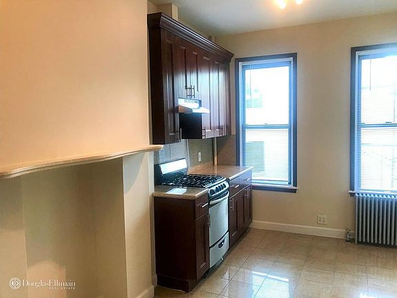 2nd image of 583 Meeker Ave APT 2L