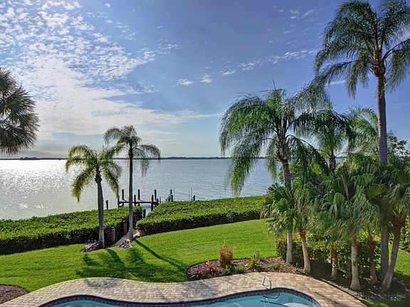 4th image of 265 Riverway Dr