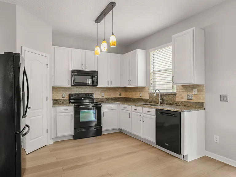 23741 Sorrento Springs Dr — Photo 7