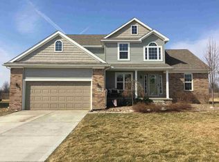 978 Plum Grove Dr, Monroe, MI 48161