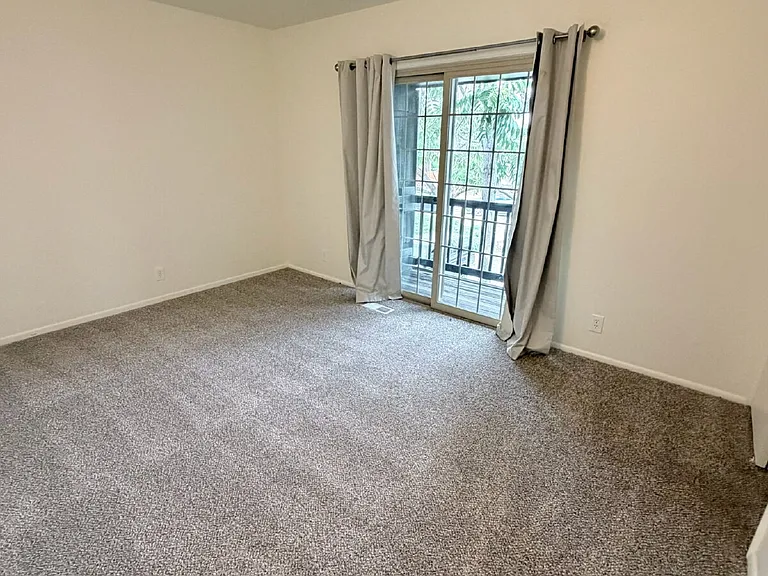 5155 Santa Clara Pl #2 — Photo 12