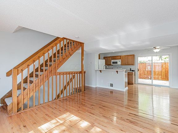5th image of 5173 Singleton Dr #45B