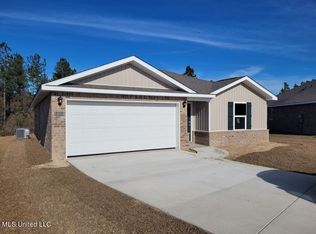 9043 Holly Cv, Biloxi, MS 39532