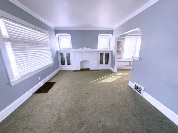 14410 Kingsford Ave, Cleveland, OH 44128