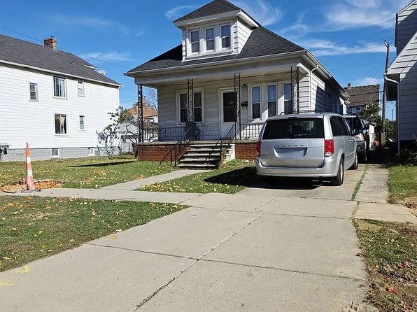 4606 Jonathon St, Dearborn, MI 48126