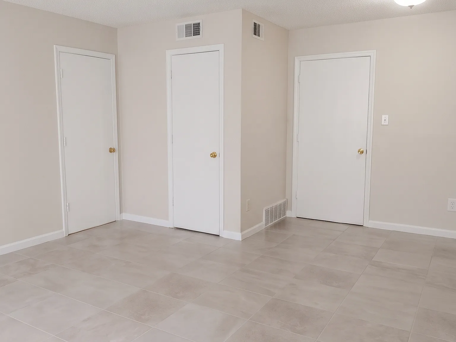 Valley Forge Apt Llc - 1361 — Photo 2