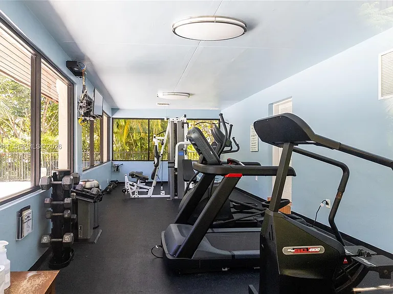 101 Ocean Lane Dr #1012 — Photo 33