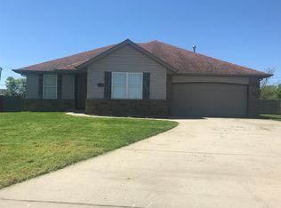 987 S Natalie Ave, Springfield, MO 65802