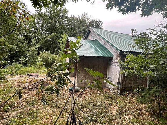 4th image of 420 Tillboro Road