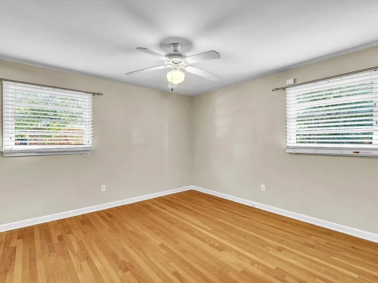 317 Kensington Dr — Photo 19