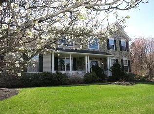 101 Arbor Ridge Dr, Warrington, PA 18976