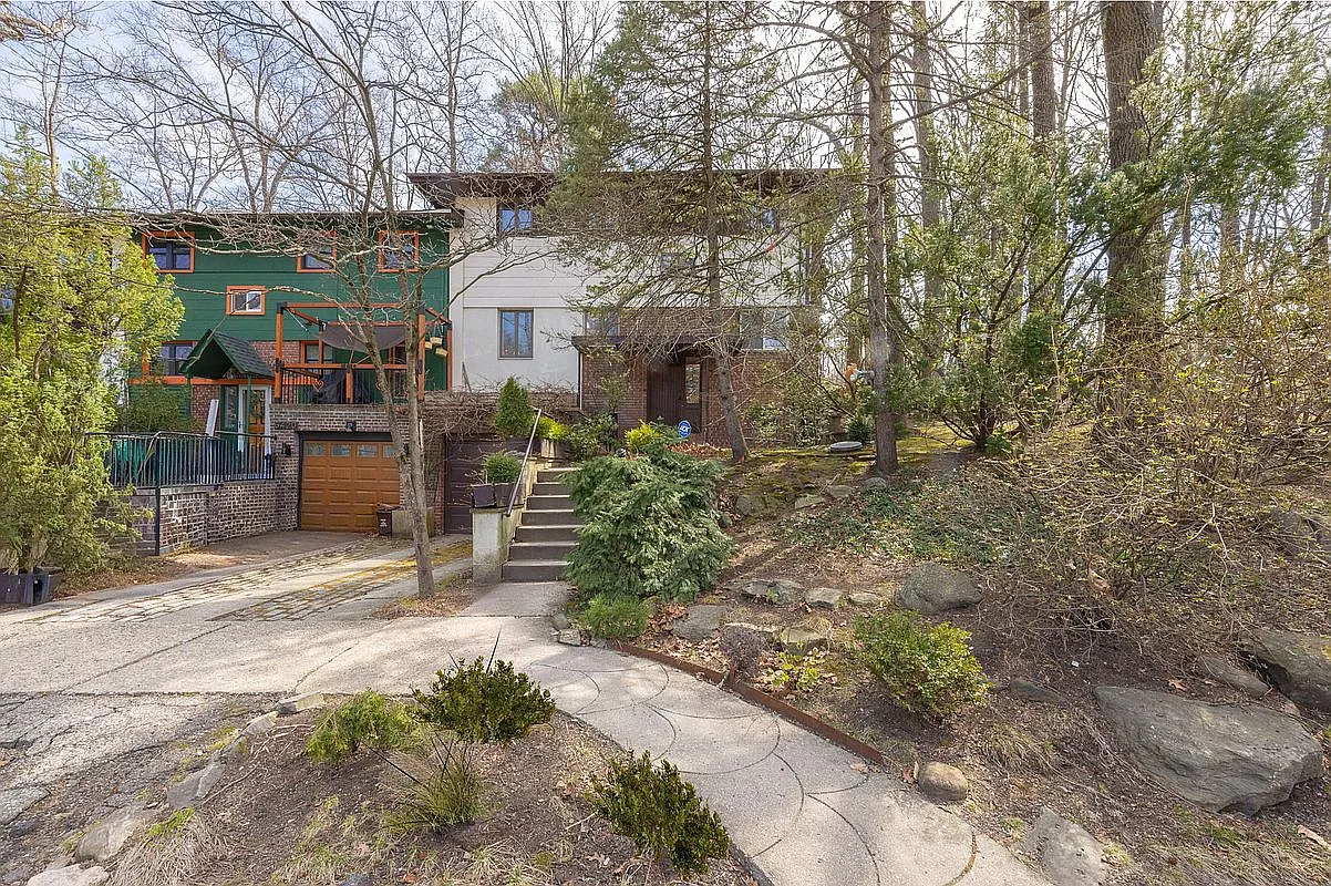5410 Mosholu Ave #1 photo 1