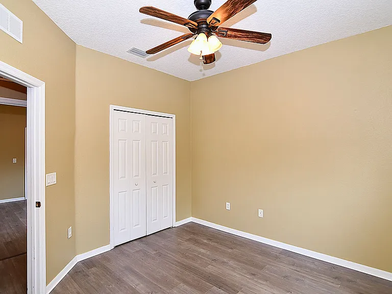 48 Pickering Dr — Photo 29