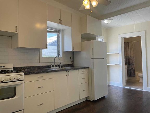 2nd image of 713 N Federal Hwy APT 3