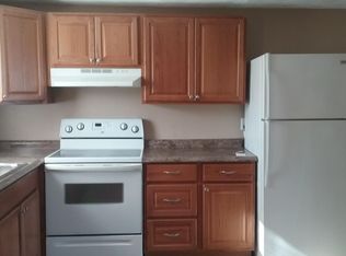 68 Pine St APT D, Danvers, MA 01923