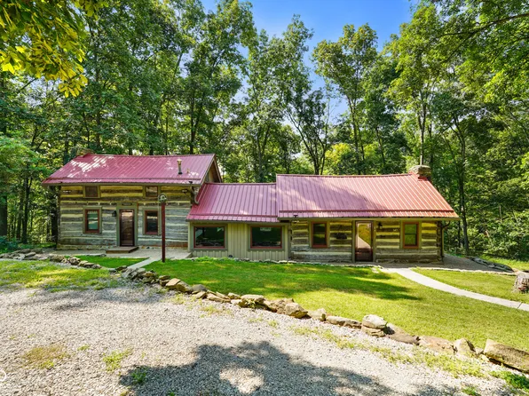 147 Hickory Knob Rd, Nashville, IN 47448