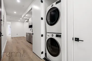 Rented by Rennit Inc.