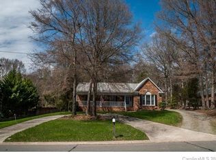 5011 Harri Ann Dr, Charlotte, NC 28227