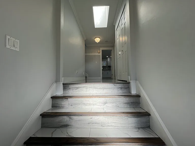 20117 50th Ave — Photo 5