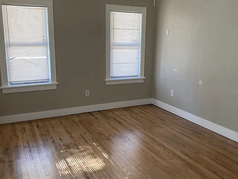 913 East Dr #913 — Photo 9