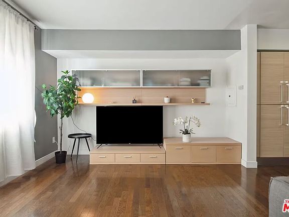 4th image of 1234 Wilshire Blvd APT 435