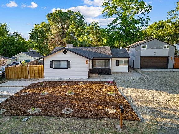 2nd image of 7569 Baird Way #A