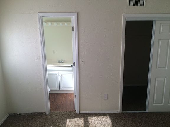 3rd image of 9045 50th St