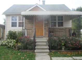 2075 Montie Rd, Lincoln Park, MI 48146