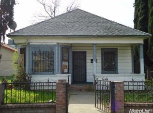 113 Pine St, Modesto, CA 95351